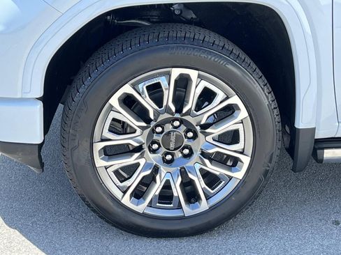 New 2026 GMC Sierra 1500 Denali Ultimate AWD/4WD image 13
