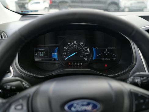 Used 2022 Ford Edge SEL w/ Convenience Package AWD/4WD image 12