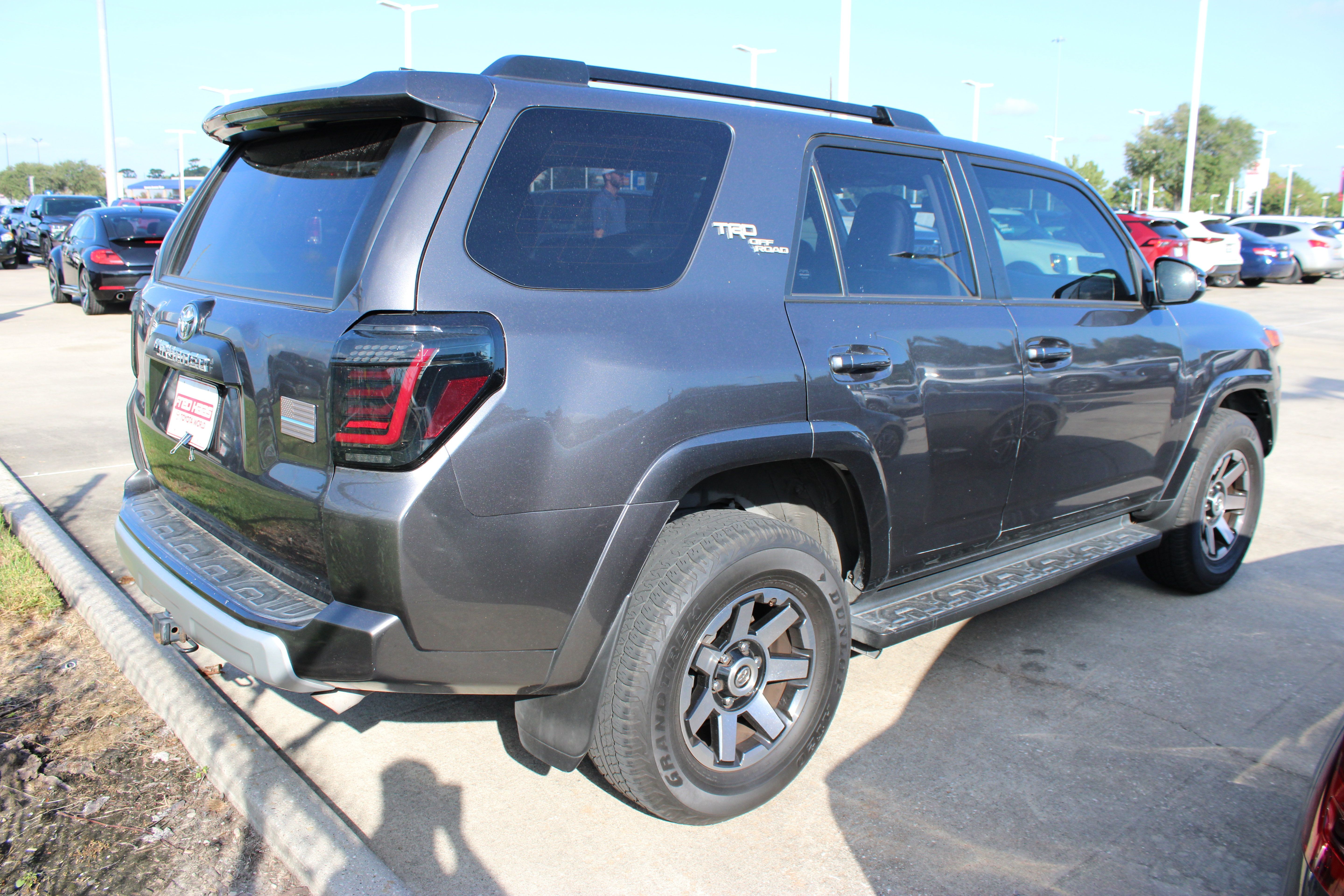 Used 2021 Toyota 4Runner TRD Off-Road Premium AWD/4WD image 10
