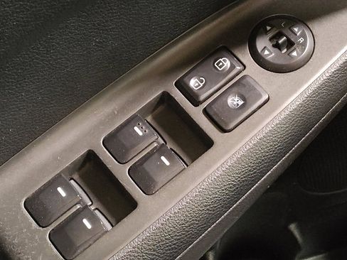 Used 2017 Kia Forte LX image 27