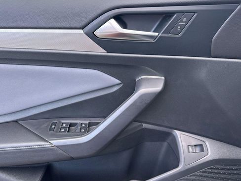 New 2026 Volkswagen Jetta SE image 10