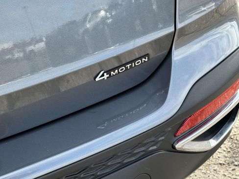 Used 2022 Volkswagen Taos SE image 12