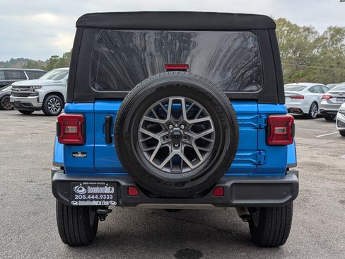 Used 2024 Jeep Wrangler Sahara w/ Safety Group image 8