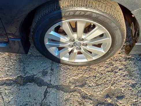 Used 2010 Toyota Corolla image 7