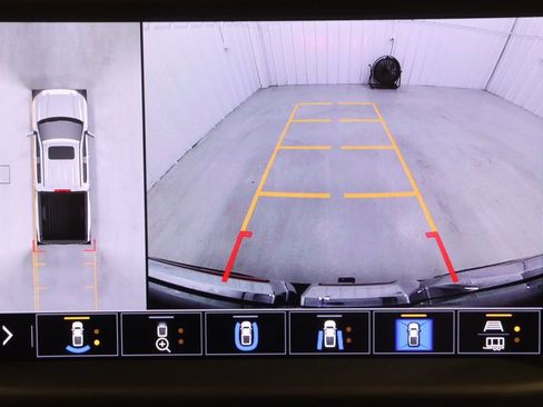 Used 2022 GMC Sierra 1500 Denali w/ Denali Reserve Package image 29