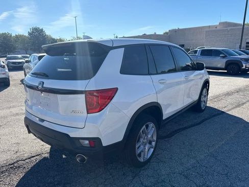 Used 2024 Honda Passport EX-L image 3