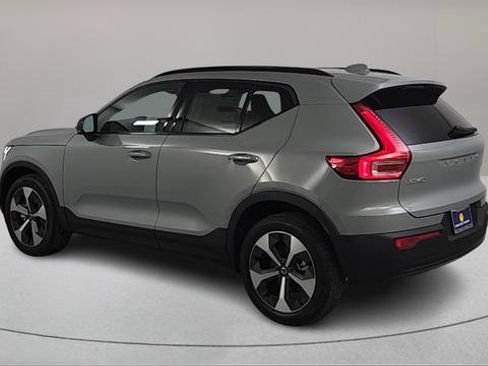 Certified 2026 Volvo XC40 B5 Plus w/ Protection Package Premier AWD/4WD image 6