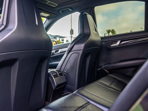 Used 2013 Mercedes-Benz C 63 AMG Sedan image 43