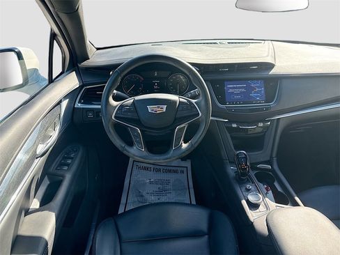 Used 2024 Cadillac XT5 Premium Luxury image 25