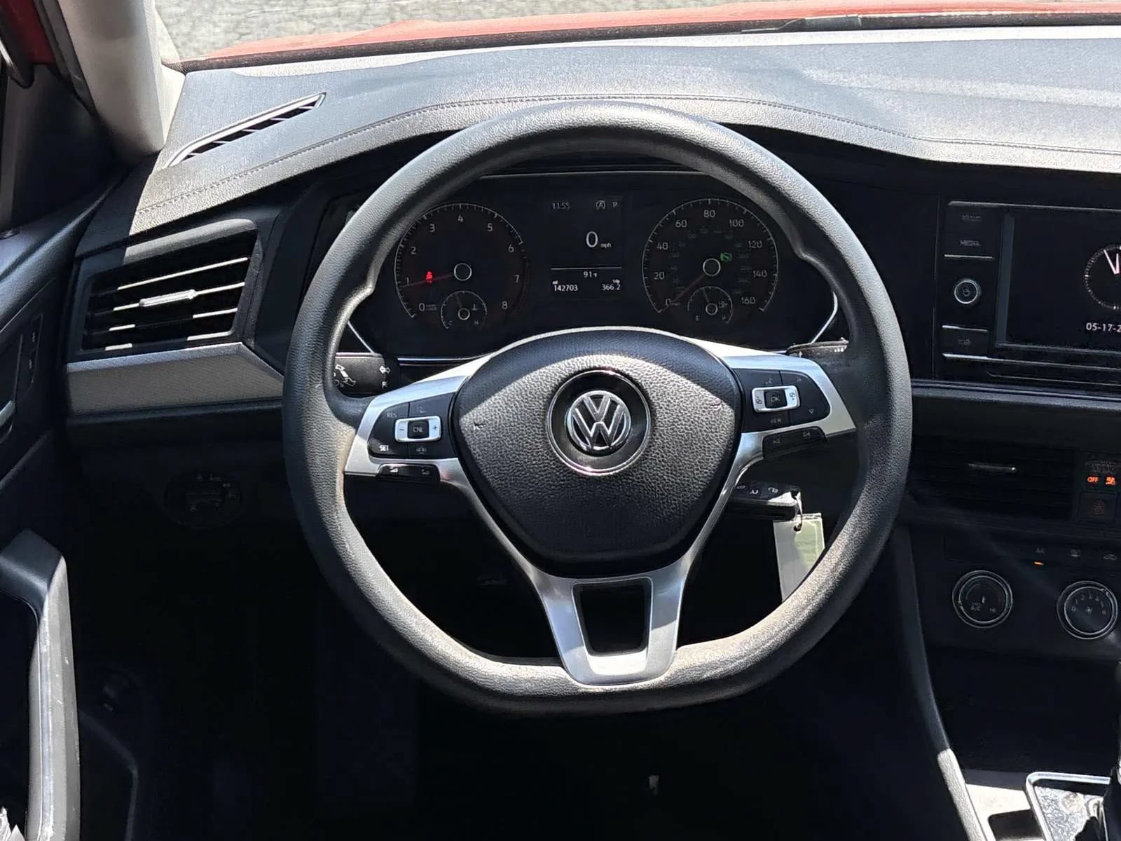 Used 2019 Volkswagen Jetta R-Line FWD image 11