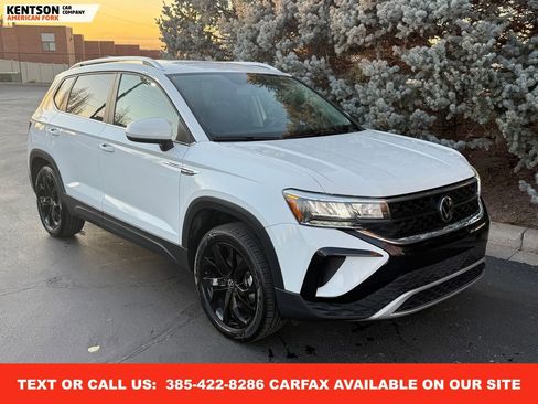 Used 2022 Volkswagen Taos SE image 11