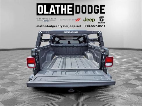 Used 2020 Jeep Gladiator Rubicon image 25