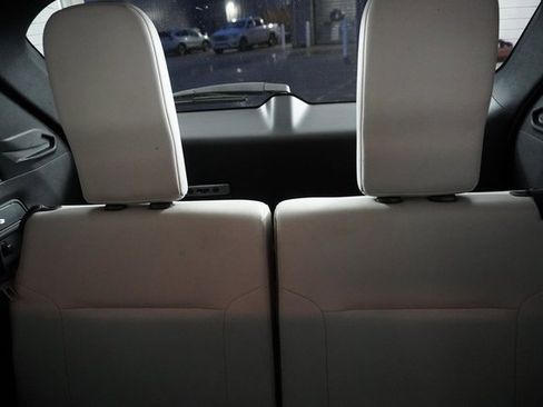 Used 2022 Mitsubishi Outlander SEL image 35