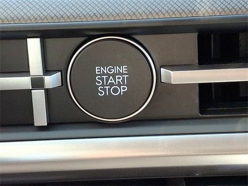 New 2026 Hyundai Santa Fe SE image 11