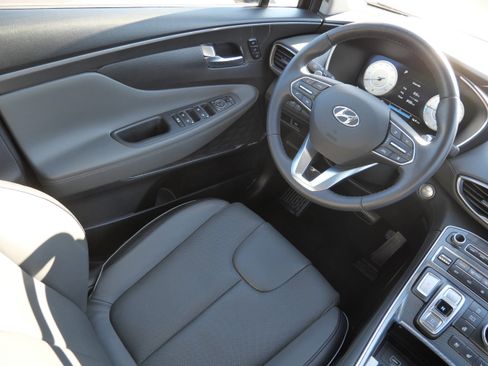 Certified 2023 Hyundai Santa Fe Limited image 9