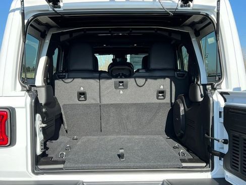 New 2026 Jeep Wrangler Unlimited Rubicon 392 image 49