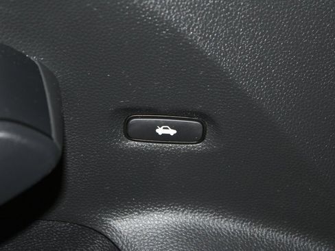 Used 2023 Honda Civic Sport image 10