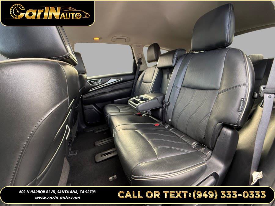 Used 2020 INFINITI QX60 Luxe w/ Essential Package FWD image 18