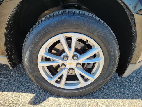 Used 2017 Chevrolet Equinox LT w/ Convenience Package AWD/4WD image 20