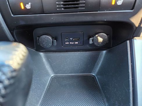 Used 2011 Kia Sorento EX w/ Premium Pkg image 21