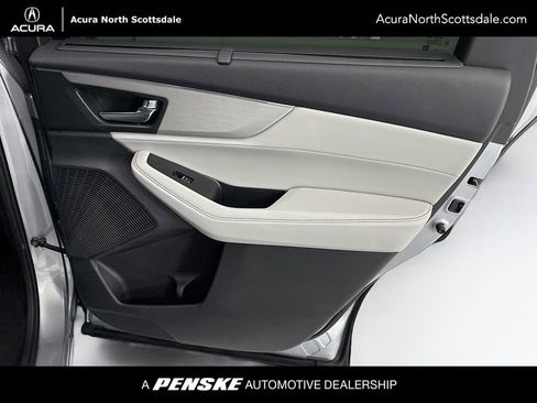 Used 2023 Acura MDX SH-AWD w/ Technology Package image 29