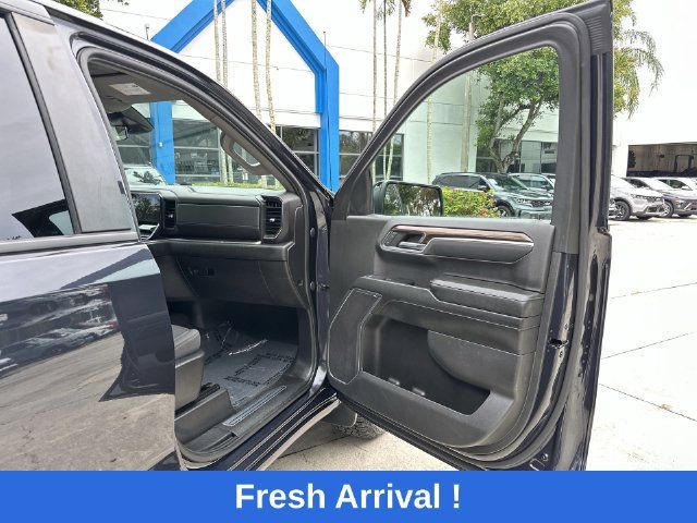 Used 2023 Chevrolet Silverado 1500 RST w/ Z71 Off-Road Package AWD/4WD image 23