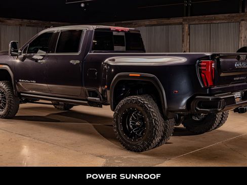 Used 2024 GMC Sierra 3500 Denali Ultimate image 6