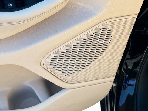 New 2024 Jeep Grand Cherokee Limited AWD/4WD image 19