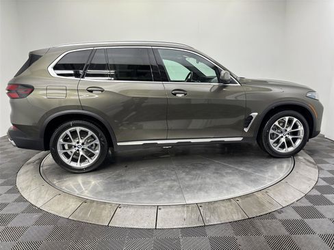 New 2026 BMW X5 xDrive40i image 17