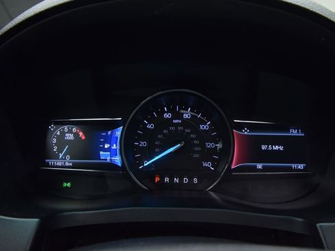 Used 2017 Ford Explorer XLT w/ Equipment Group 202A image 21