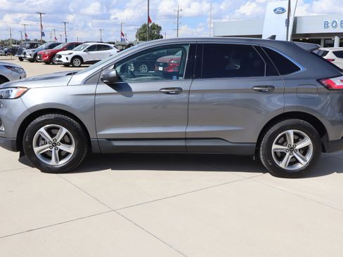 Used 2023 Ford Edge SEL w/ Convenience Package image 9