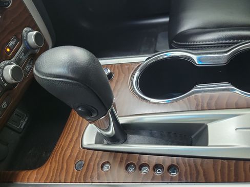 Used 2019 Nissan Pathfinder Platinum FWD image 32