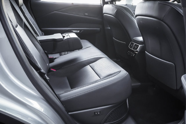 Certified 2026 Lexus RX 450h AWD w/ Convenience Package image 24