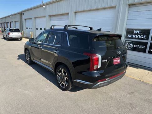 Used 2023 Hyundai Palisade Limited w/ Cargo Package image 21