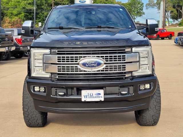 Used 2018 Ford F250 Platinum w/ Platinum Ultimate Package AWD/4WD image 2