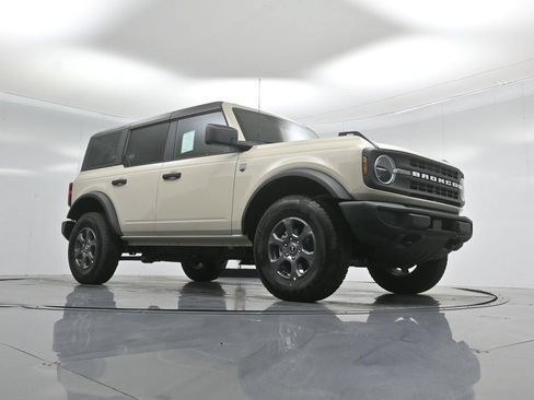 New 2026 Ford Bronco Big Bend AWD/4WD image 3