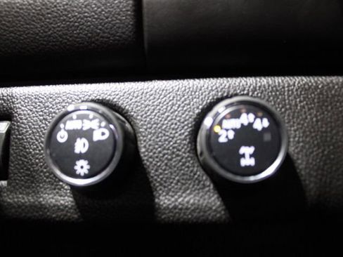 Used 2019 GMC Canyon Denali image 35