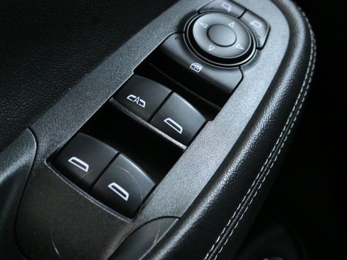 Used 2020 Buick Encore GX Select image 22