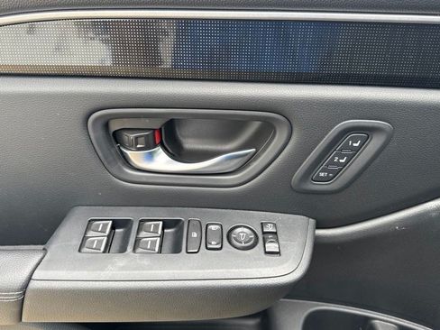Used 2023 Honda Pilot Elite image 16