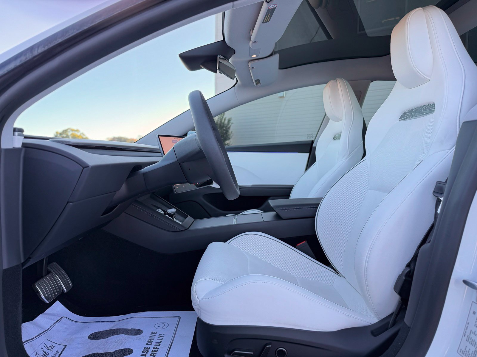Used 2025 Tesla Model 3 Performance AWD/4WD image 13
