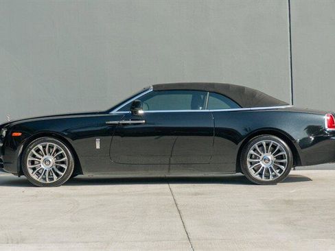 Used 2018 Rolls-Royce Dawn image 4