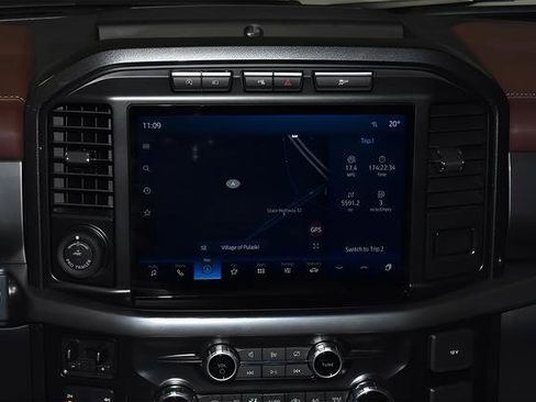 Used 2023 Ford F150 Lariat w/ Equipment Group 502A High image 17