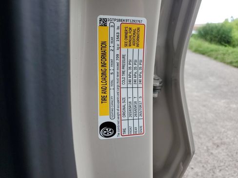 New 2026 GMC Canyon Elevation w/ Convenience Package RWD image 32