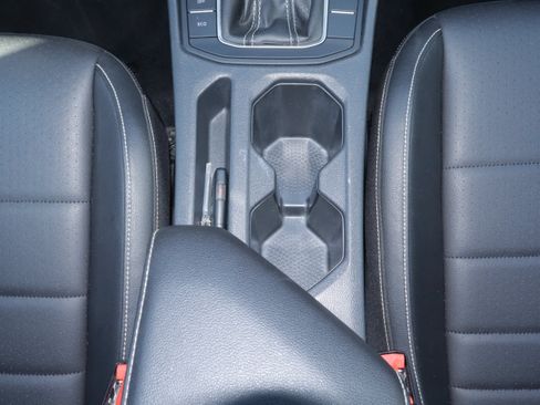 Used 2024 Volkswagen Jetta SE FWD image 20