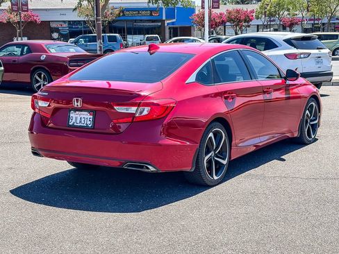 Used 2019 Honda Accord Sport image 4