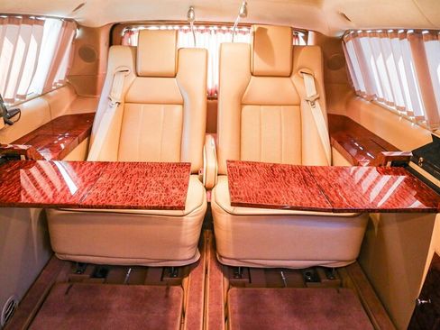 Used 2014 Cadillac Escalade ESV Premium image 28