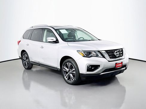 Used 2020 Nissan Pathfinder Platinum AWD/4WD image 7
