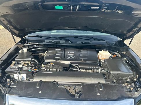 Used 2019 INFINITI QX80 Luxe AWD/4WD image 10