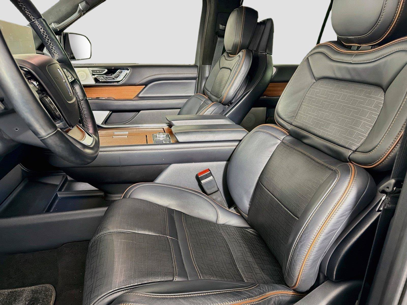 Used 2023 Lincoln Navigator Black Label AWD/4WD image 22