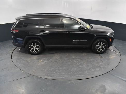 Used 2024 Jeep Grand Cherokee L Limited w/ Luxury Tech Group II image 45